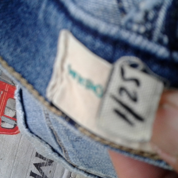 Short brand is Rocky dream size 1-25 good condition in inseam 2 1/2 in - Picture 8 of 8